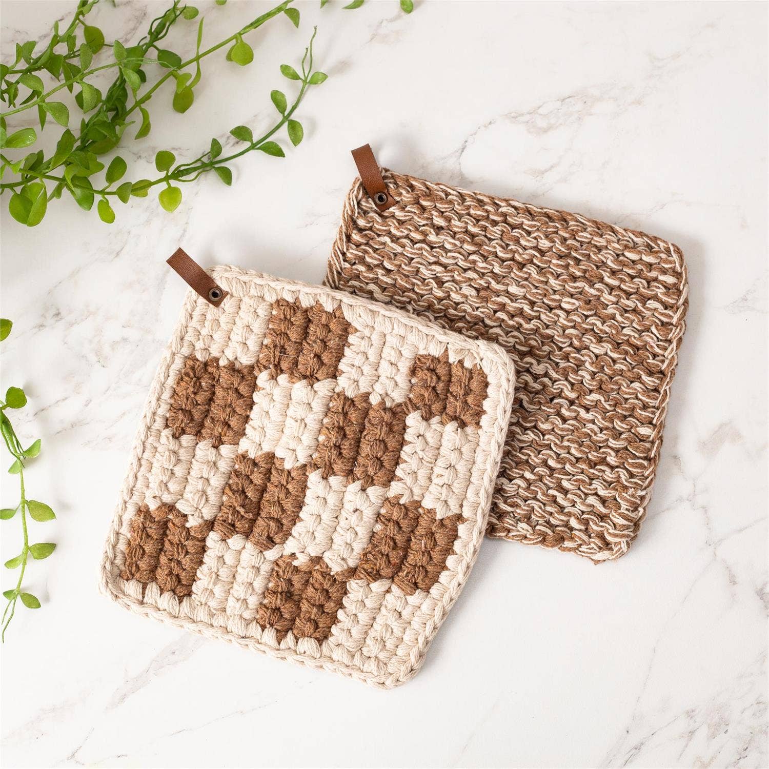 Knitted Pot Holder