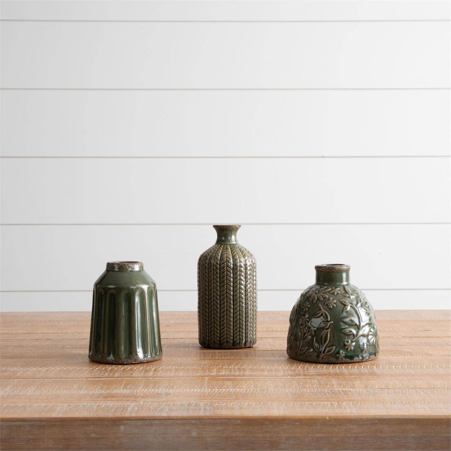 Green Textured Pattern Vase