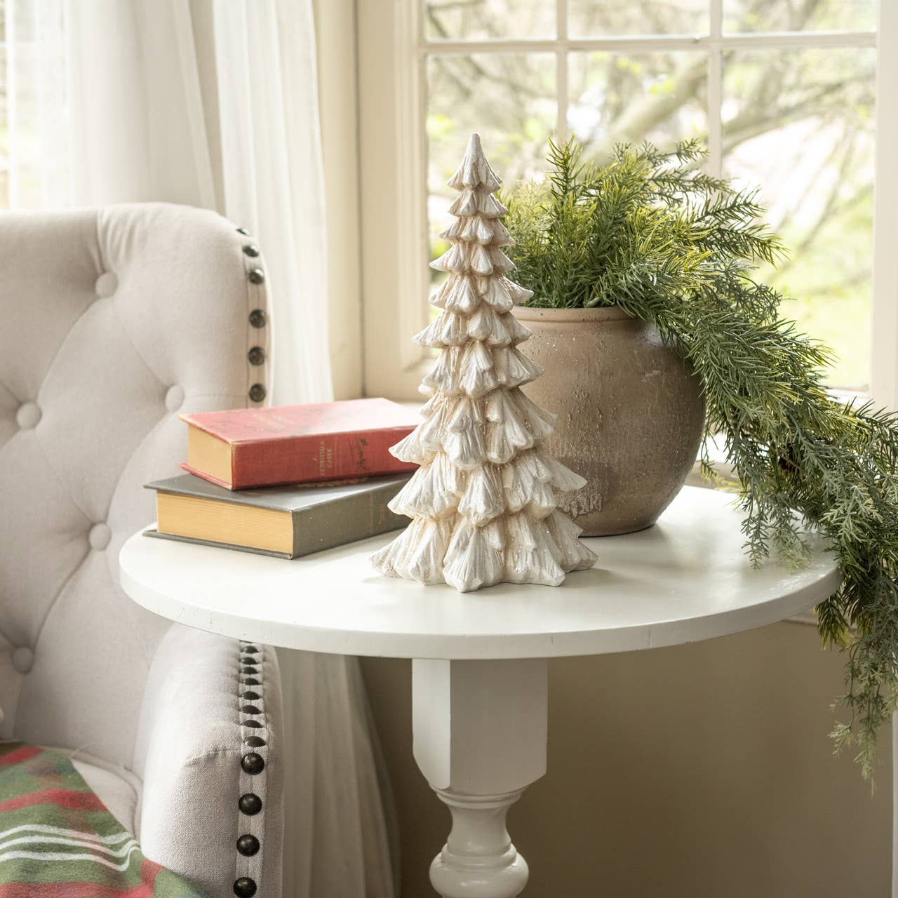 12" GLITTERED CREAM TREE