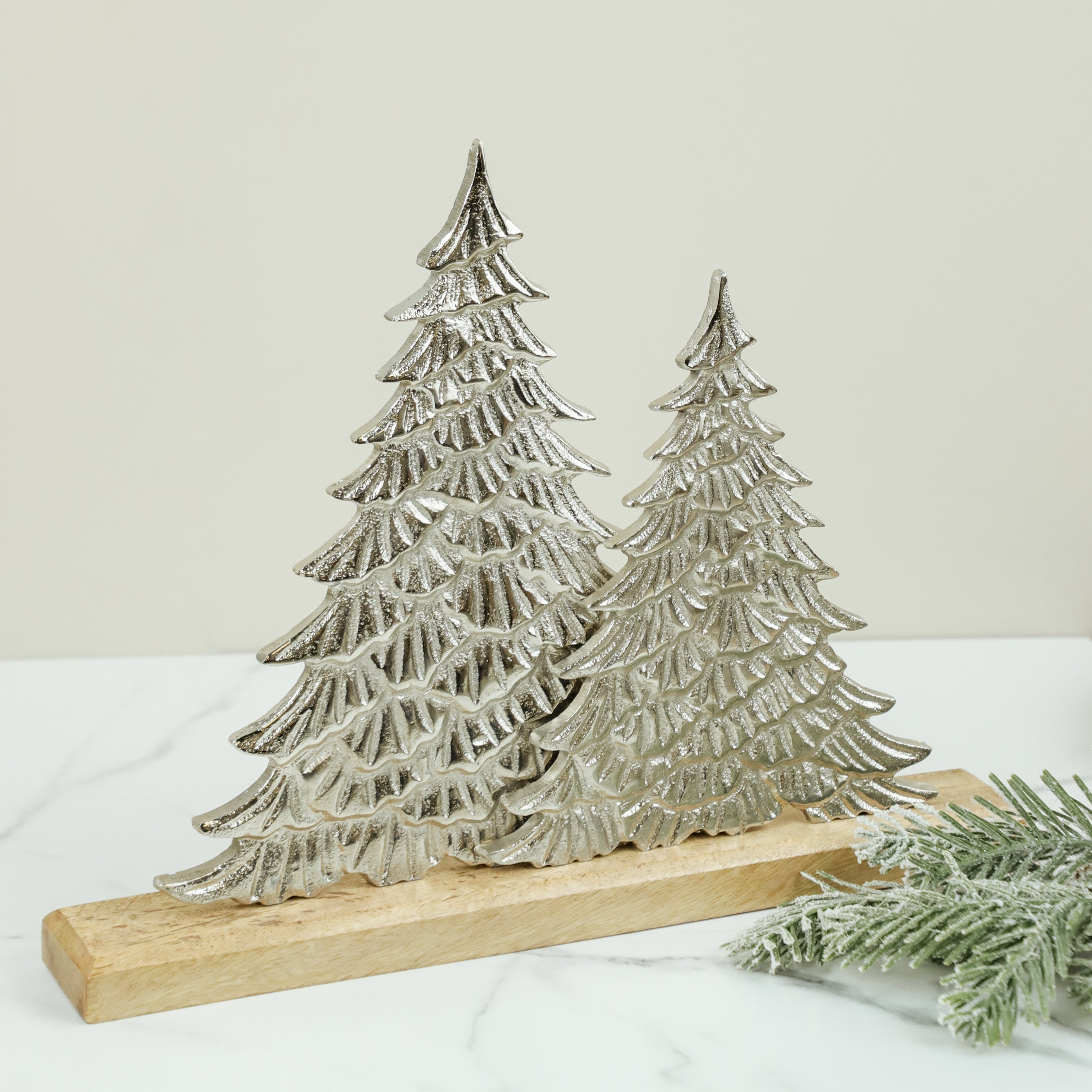 Alum. Double Tree with Wood Base