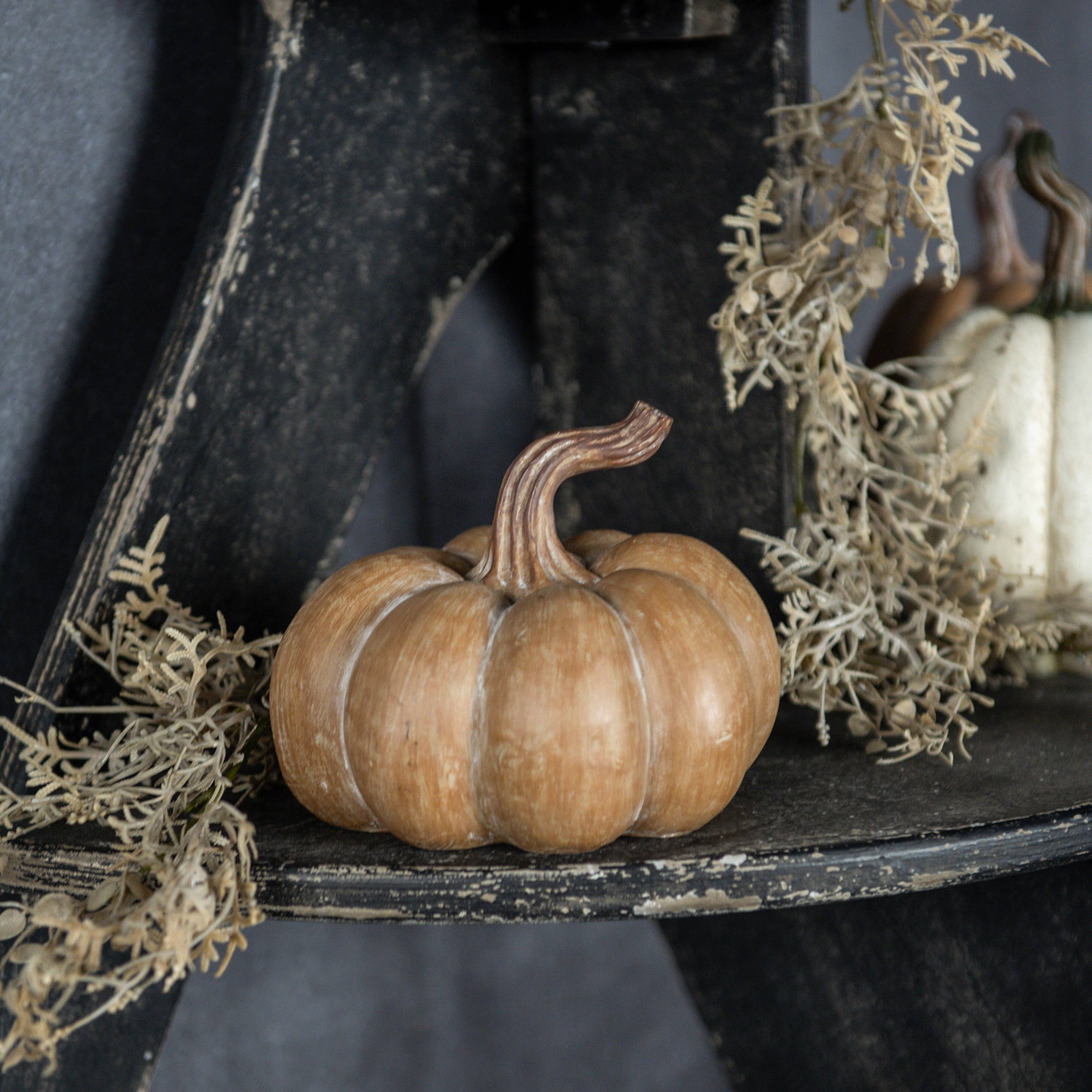 4.75" Tan Resin Pumpkin